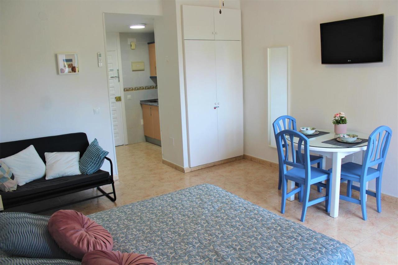 Sun & Sea Benalbeach Appartamento